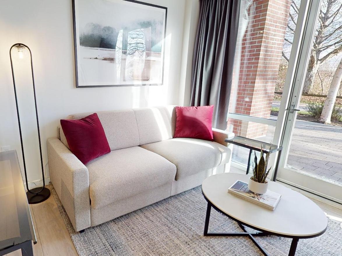 Hotel Steveston Waterfront