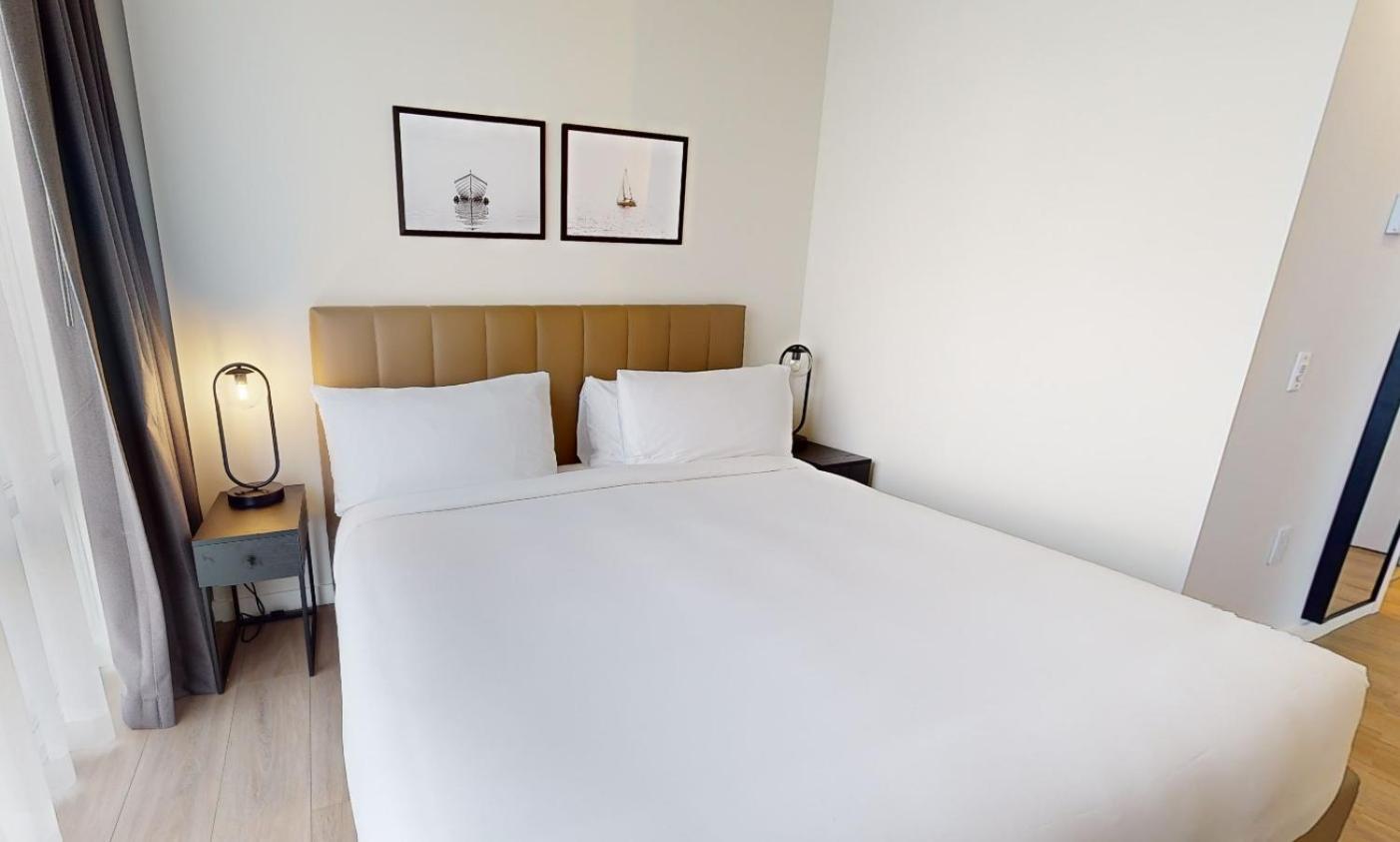 Steveston Waterfront Hotel 5*